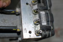 ABS модул за Jaguar XJ 3.0TDV6 0265230301 AW93-2C405-CF