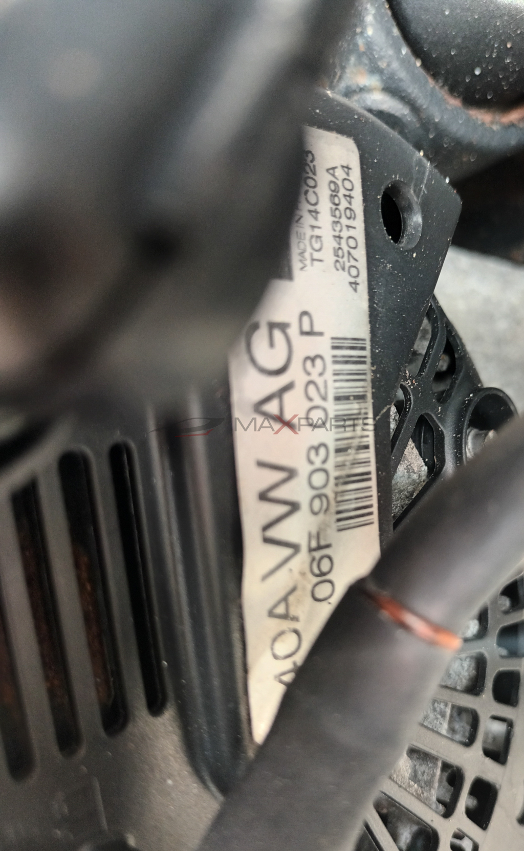 ГЕНЕРАТОР VW GOLF 5 3.2 CA VW AG 06F 903 023 P  140A