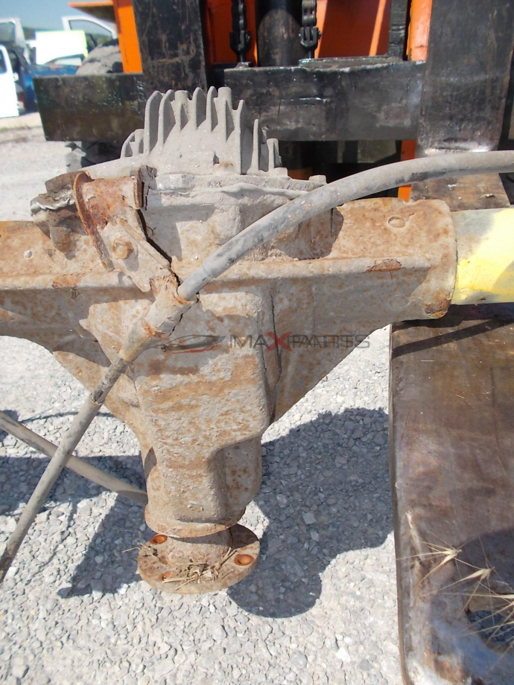 Заден мост с диференциал за NISSAN NAVARA 2.5 DCI AUTO 43001-3X01D  430013X01D