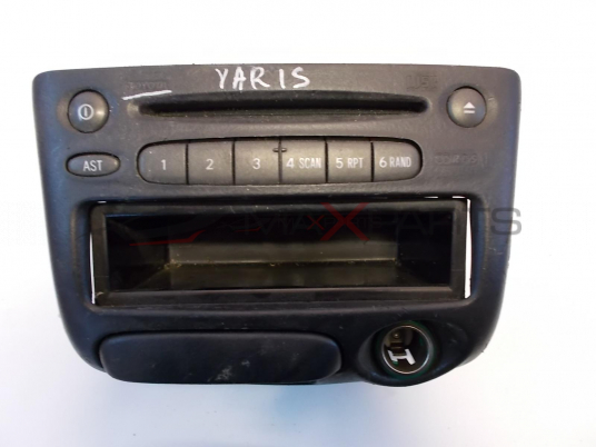 YARIS  Radio?CD Player 8612052030