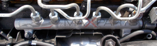 Горивна рейка за Volvo V60 2.0D Bi-Turbo FUEL RAIL 31303612