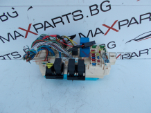 Бушонно табло за Mitsubishi Pajero Fuse box MR445951B