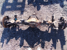 Заден мост с диференциал за KIA SORENTO 2.5CRDI