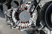 Генератор за Mercedes-Benz W209 2.2CDI DRB6330