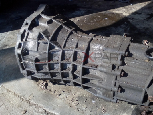 Скоростна кутия за NAVARA 2.5TDI MANUAL GEARBOX 270231S