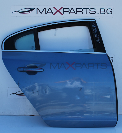 ЗАДНА ДЯСНА ВРАТА VOLVO S60 2015