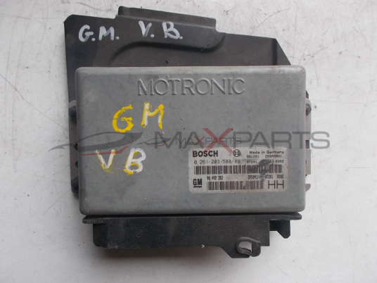Компютър за OPEL VECTRA B 2.5 V6 ENGINE ECU 0261203588 90492382