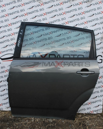 Задна лява врата за TOYOTA COROLLA VERSO