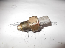 Датчик налягане на гориво за RENAULT ESPACE 3.0DCI fuel pressure sensor DENSO 4990004441
