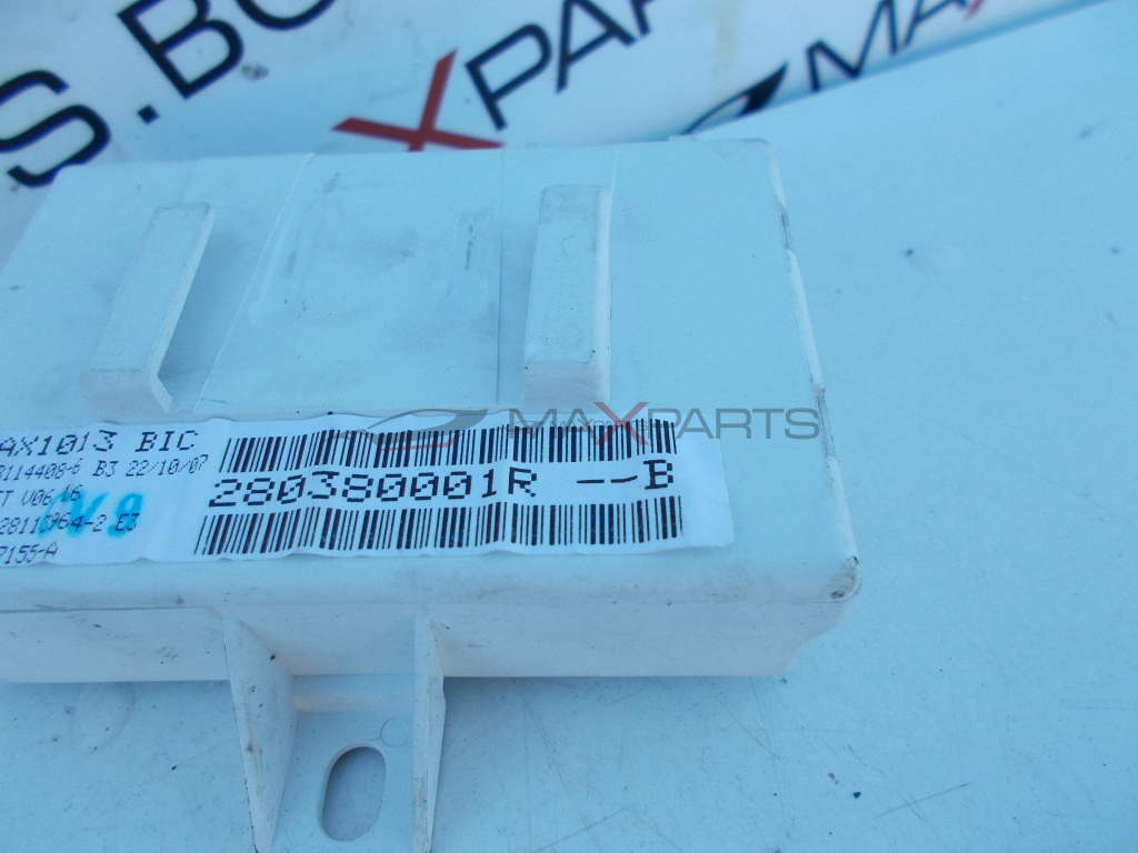Модул за Renault Laguna CONTROL MODULE 280380001R--B