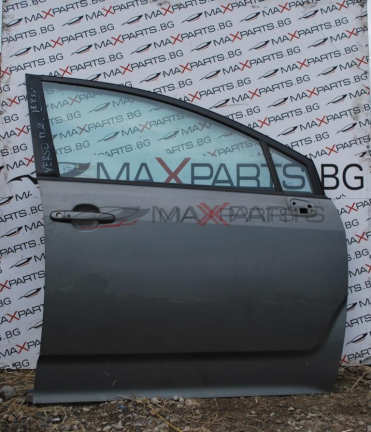 Предна дясна врата за TOYOTA COROLLA VERSO