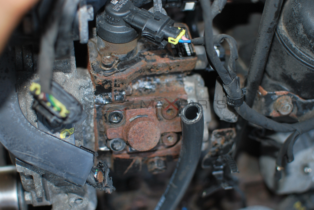 ГНП за Kia Sportage 1.7CRDI 33100-2A420 0445010206