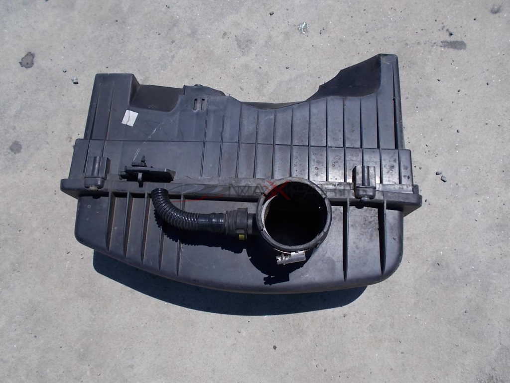 ФИЛТЪРНА КУТИЯ PEUGEOT 207 1.6 PETROL AIR FILTER BOX