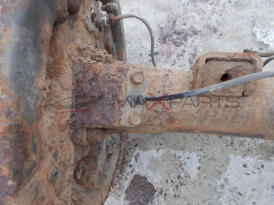 Заден мост с диференциал за NISSAN NAVARA 2.5 DCI AUTO