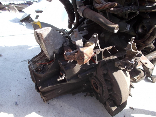 Скоростна кутия за PEUGEOT 407 2.0 HDI 136HP 6 SPEED MANUAL GEARBOX 9643921680