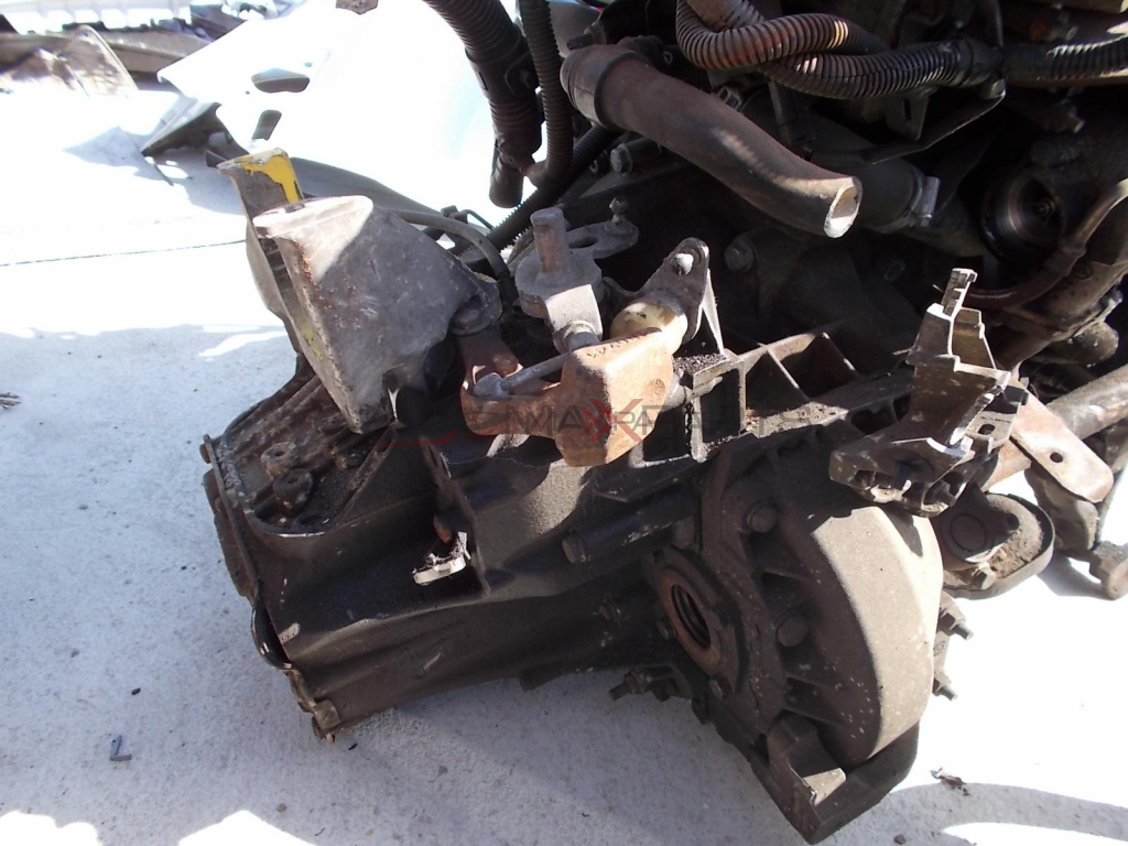 Скоростна кутия за PEUGEOT 407 2.0 HDI 136HP 6 SPEED MANUAL GEARBOX 9643921680