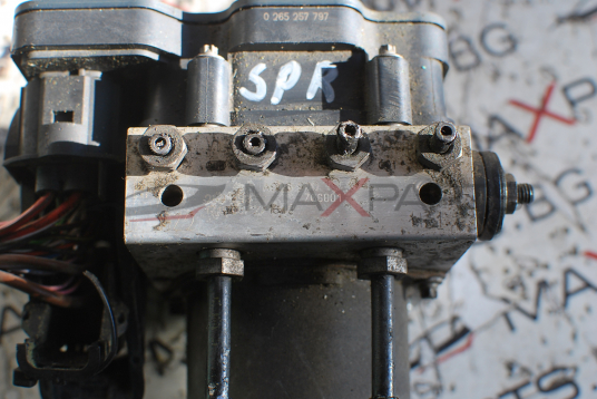 ABS модул за Mercedes-Benz Sprinter A 906 900 19 04 0265956378