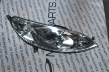 Десен фар за Peugeot 407