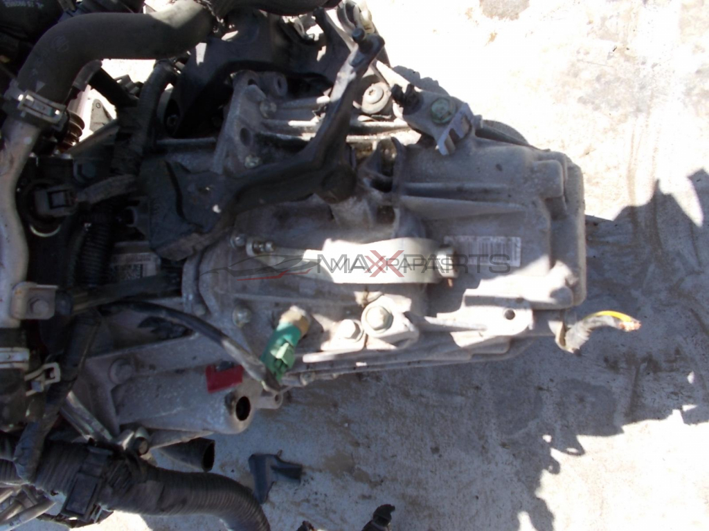 Скоростна кутия за NISSAN QASHQAI 1.5 DCI 6 SPEED MANUAL GEARBOX  320101889R 320104EA0B
