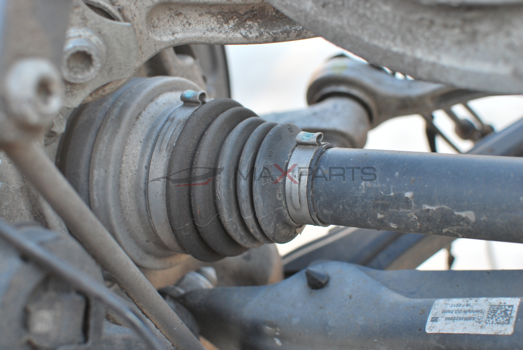 Задна лява полуоска за Mercedes-Benz C43AMG