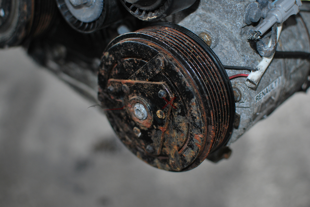 Клима компресор за Renault Laguna 2.0DCI 8200561276