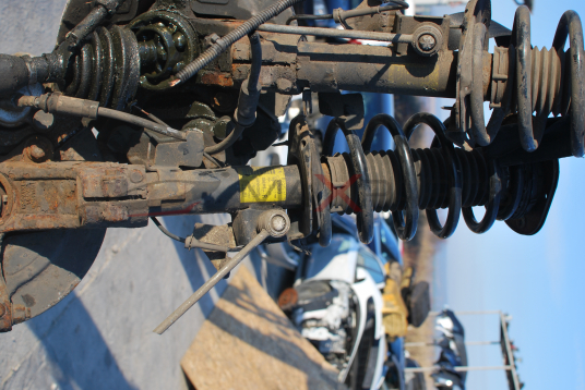 Преден десен амoртисьор за Volvo XC60 2.4