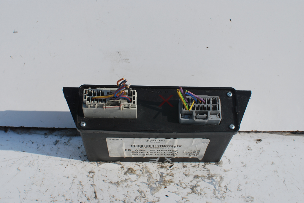 Управляващ модул за Jaguar XF  8W83-2C496-BB
