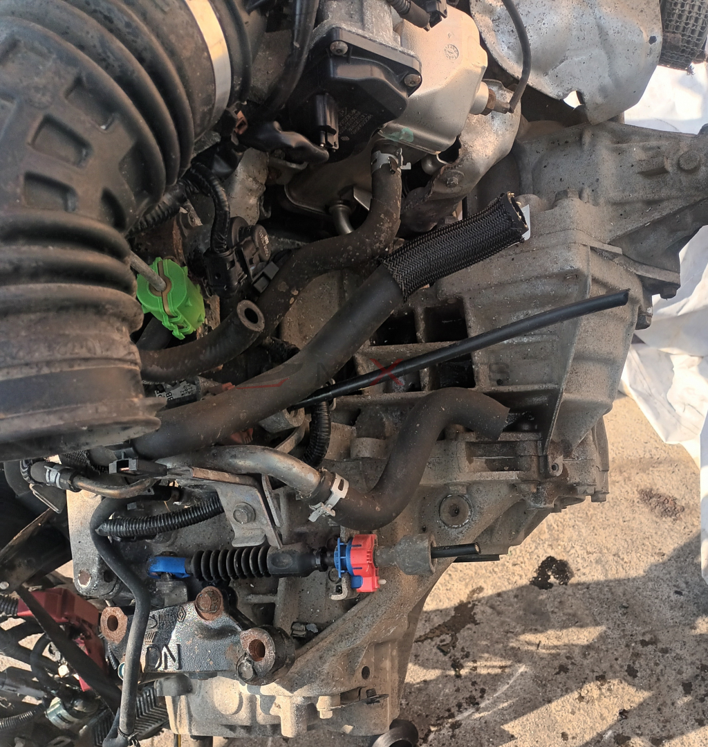 СКОРОСТНА КУТИЯ 1.6 DCI NISSAN QASHQAI 4X4